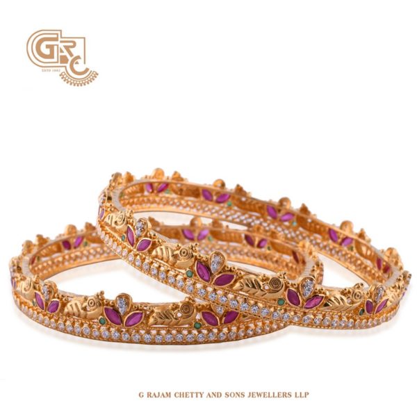 Striking Bangles Striking Bangles