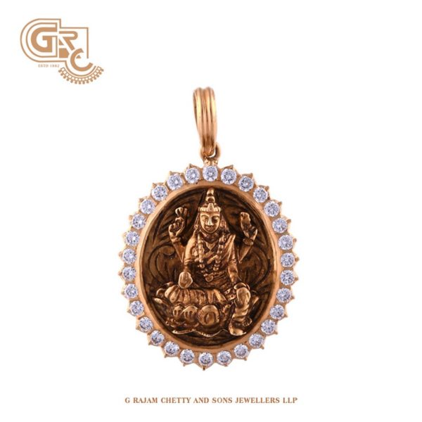 Adorable diamond pendant Adorable diamond pendant