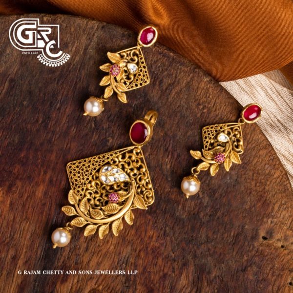Rupsa Bracelet Rupsa Bracelet