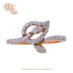 Leaf diamond ring