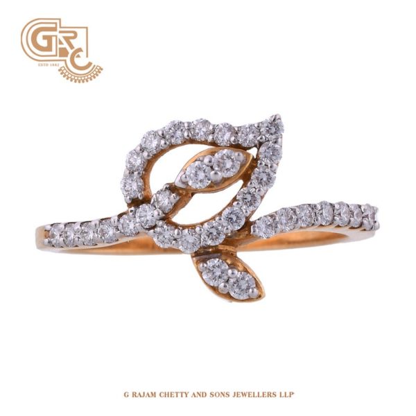 Leaf diamond ring