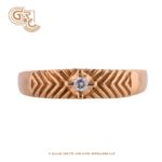 Flaunting diamond ring