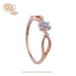 Floral diamond ring Floral diamond ring