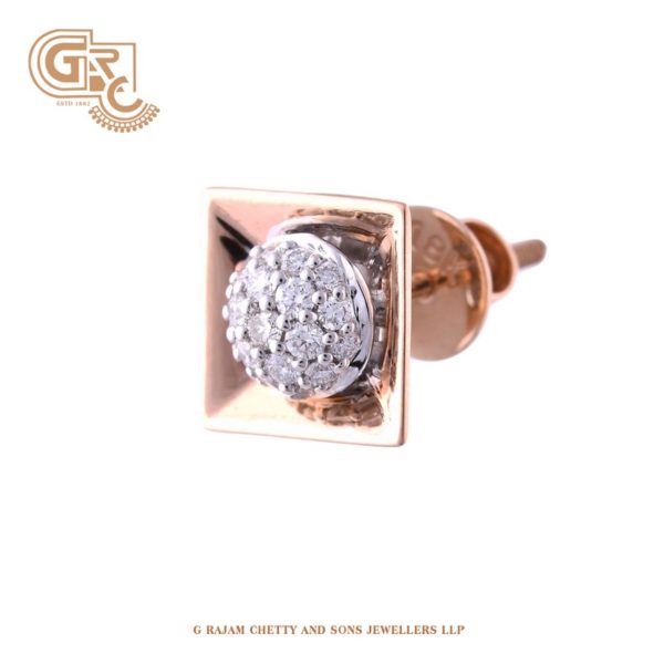 Exemplary diamond earrings