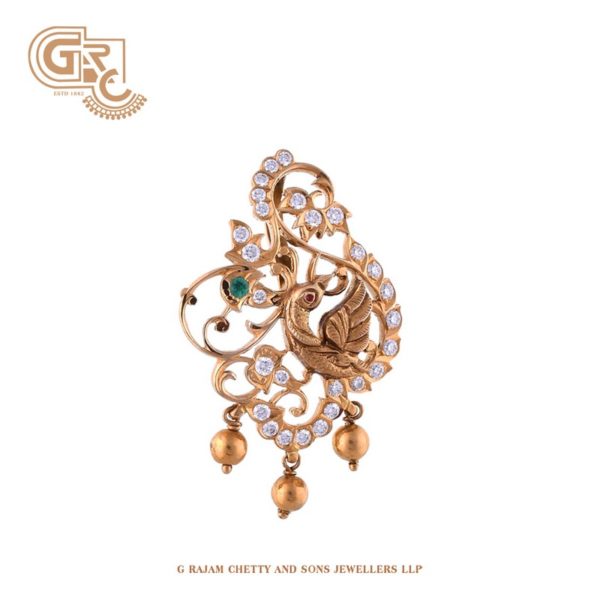 Elegant bird pendant