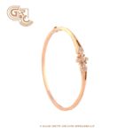 Sleek diamond bracelet