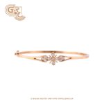 Sleek diamond bracelet