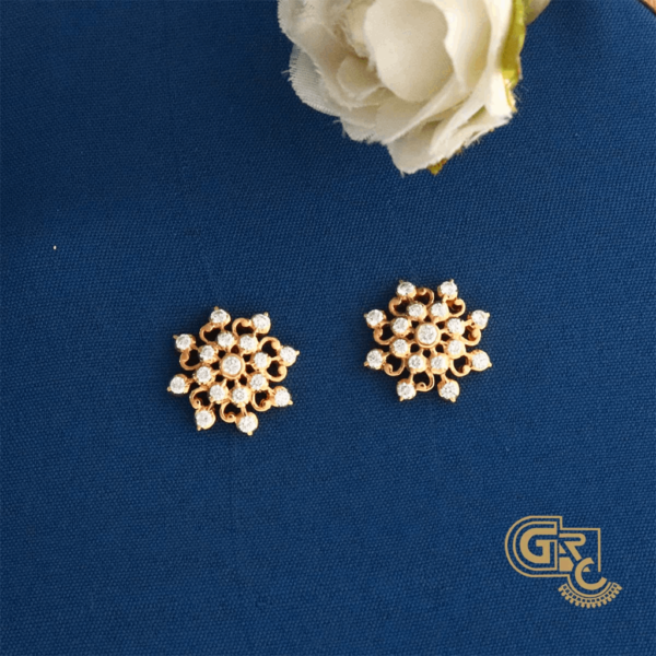 DIAMOND STUDS DIAMOND STUDS