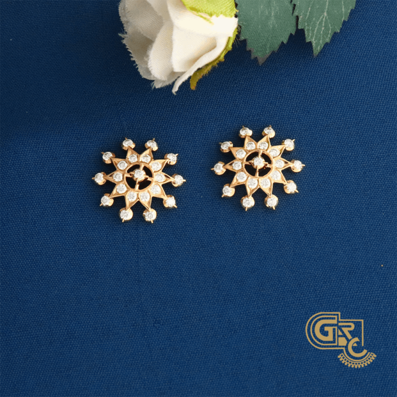 DIAMOND STUDS