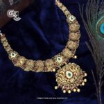 Antique Paradise Manga Floral Necklace Antique Paradise Manga Floral Necklace