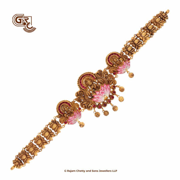 Artfully Designed & Expertly Lotus Floral Lakshmi Vanki Artfully Designed & Expertly Lotus Floral Lakshmi Vanki