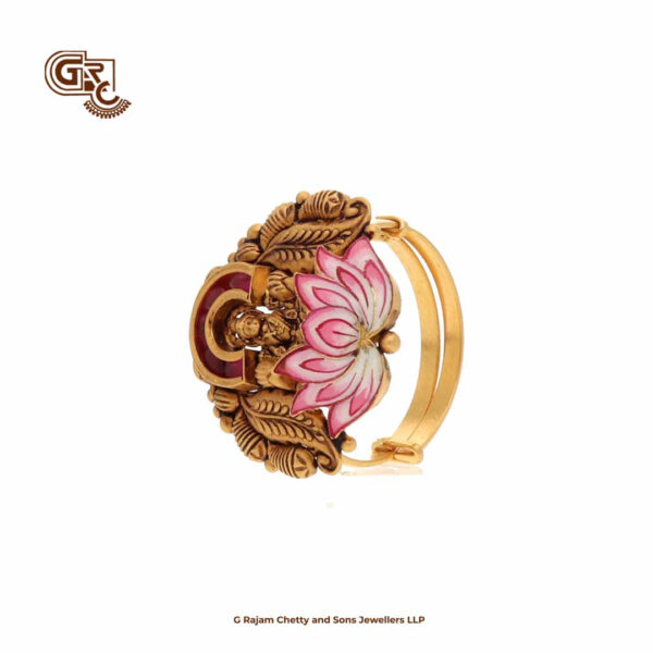 Artfully Designed & Expertly Lotus Floral Lakshmi Vanki Artfully Designed & Expertly Lotus Floral Lakshmi Vanki