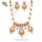White Beads Color Gleaming Stone Floral Stud With Necklace White Beads Color Gleaming Stone Floral Stud With Necklace