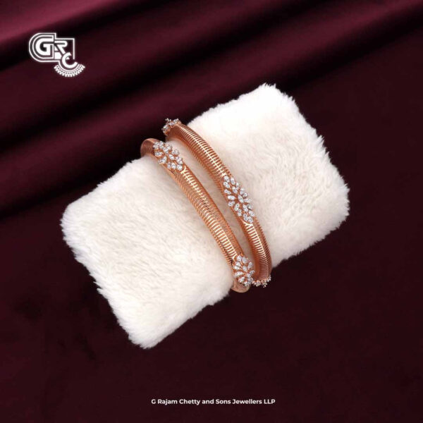 Traditional Glitering Stone 18K Rose Gold Bangles Traditional Glitering Stone 18K Rose Gold Bangles