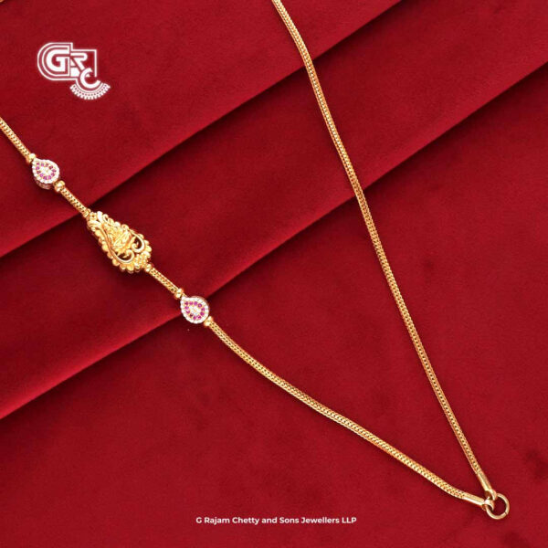 Uniques Glitter Stone Lakshmi Mugappu Thali Chain Uniques Glitter Stone Lakshmi Mugappu Thali Chain