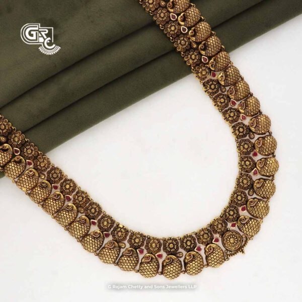 Antique Lakshmi with kamalam Traditional Haram Antique Lakshmi with kamalam Traditional Haram