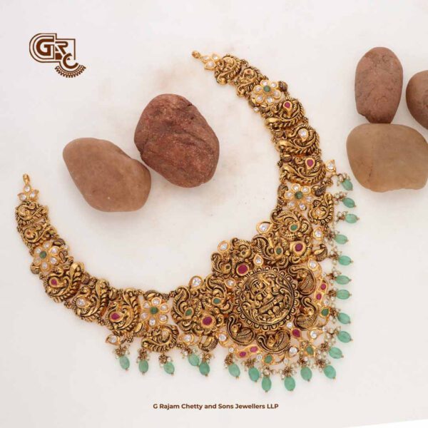Antique Lakshmi Floral Green Beads Necklace Antique Lakshmi Floral Green Beads Necklace