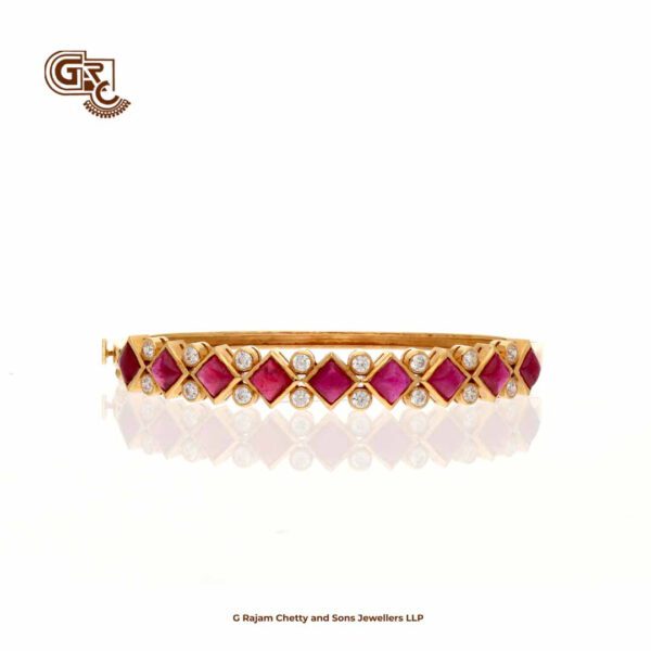 Glittering Stone Ruby Elegant Ladies Bracelet Glittering Stone Ruby Elegant Ladies Bracelet