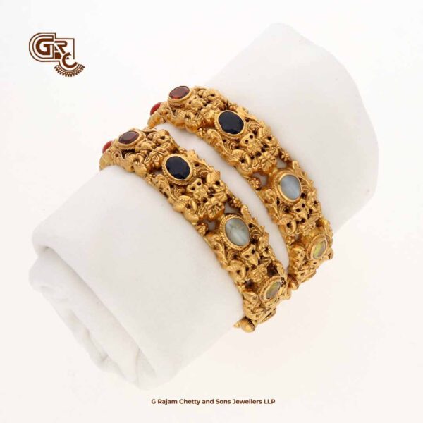 Navarathna Stones Luxury Traditional Bangle Navarathna Stones Luxury Traditional Bangle
