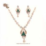 Glitter Stone Green Pentant Luxury 18K Necklace With Earring Glitter Stone Green Pentant Luxury 18K Necklace With Earring