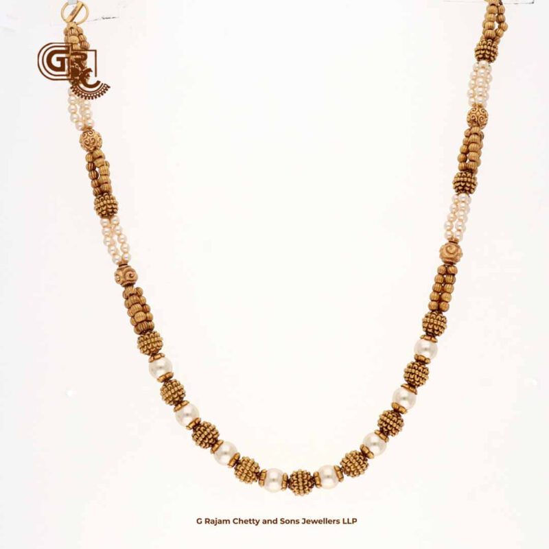Antique White Pearl Traditional Necklace