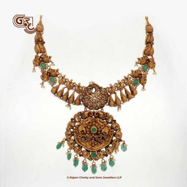 Antique Floral Green Beads Traditional Necklace Antique Floral Green Beads Traditional Necklace