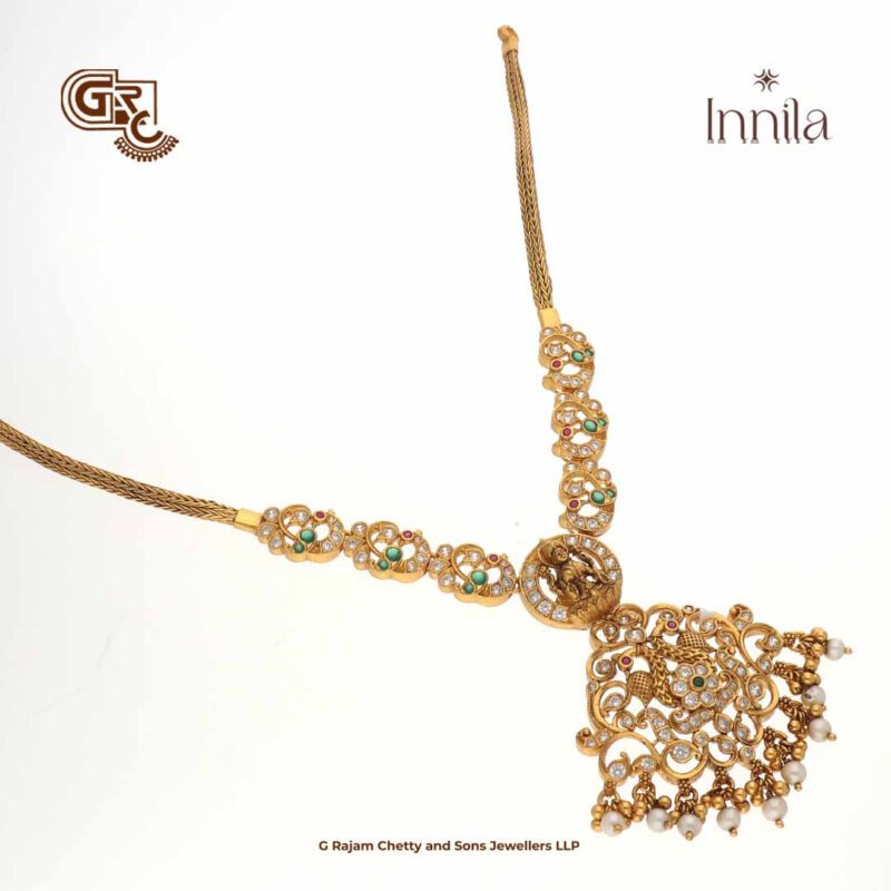 Antique Gliterring Stome Gold Plated Necklace