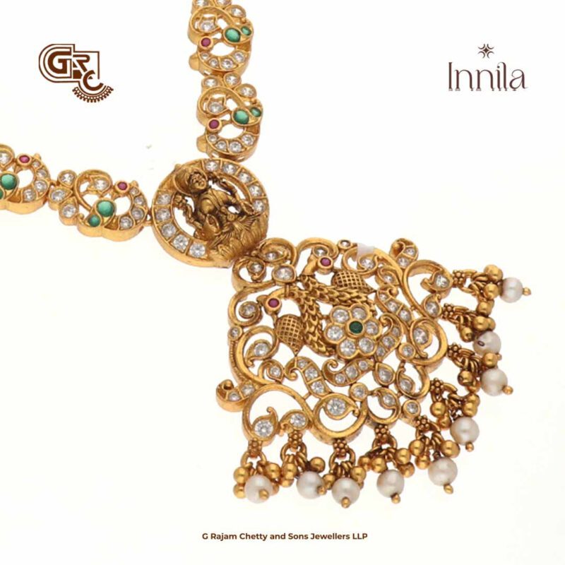 Antique Gliterring Stome Gold Plated Necklace
