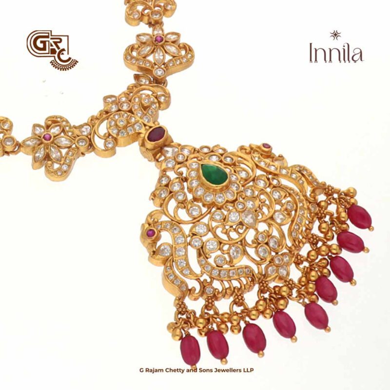 Luxury Fancy Pendant Gliter Stone Gold Plated Necklace