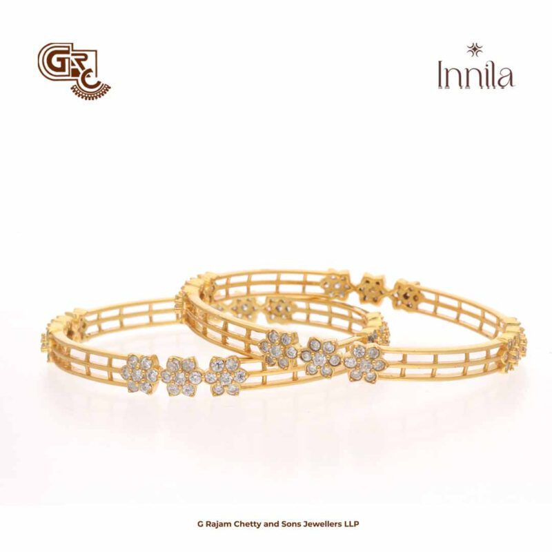 Glitering Stone Fancy Innila Bangle